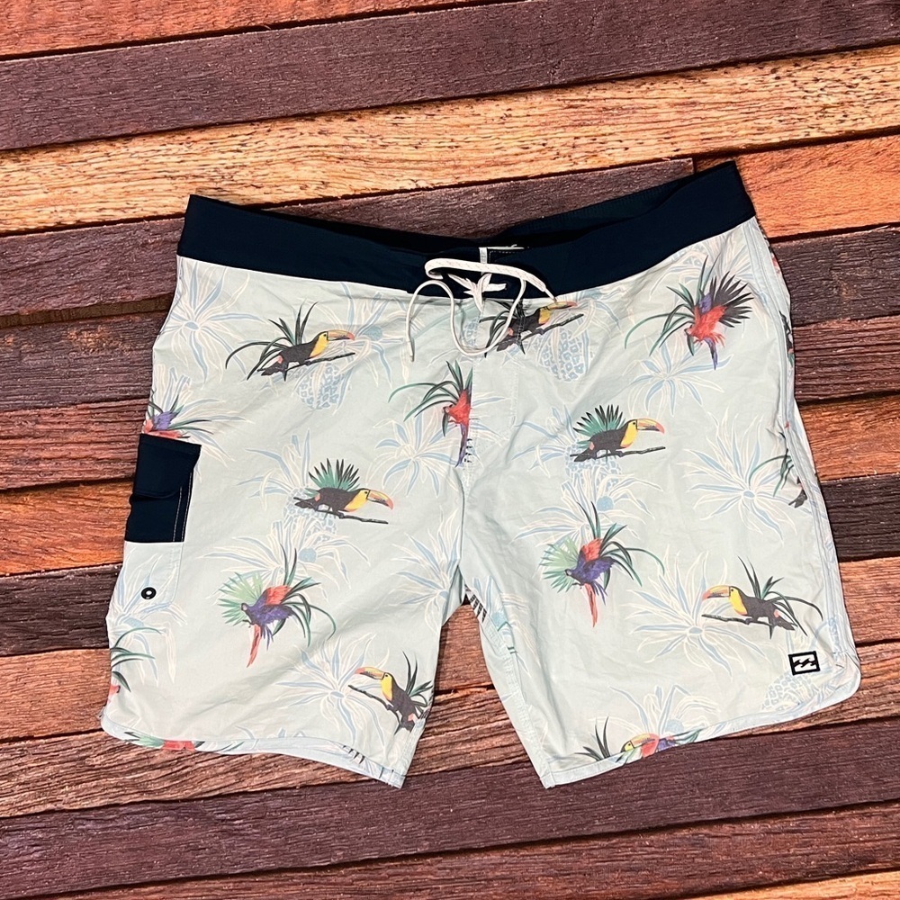Billabong Recycler shorts Lite Blue Bird Board Shorts Swim Trunks Men's